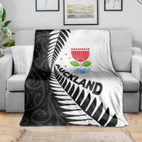 New Zealand Auckland Blanket Auckland's Emblem and Silver Ferns - Maori Art Tattoo