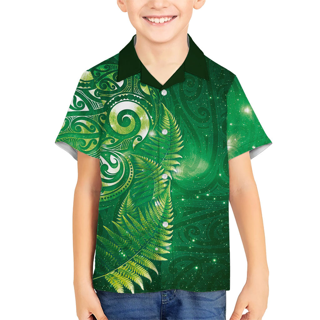 Aotearoa New Zealand New Year Family Matching Off Shoulder Maxi Dress and Hawaiian Shirt Tribal Koru Tattoo Green Galaxy Maori Silver Fern LT03 Son's Shirt Green - Polynesian Pride