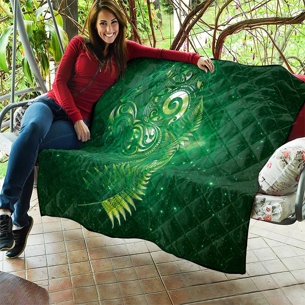 Aotearoa New Zealand New Year Quilt Tribal Koru Tattoo Green Galaxy Maori Silver Fern