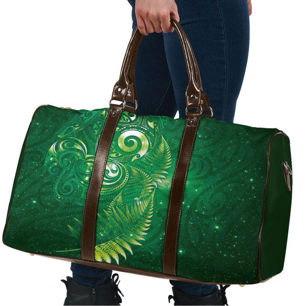 Aotearoa New Zealand New Year Travel Bag Tribal Koru Tattoo Green Galaxy Maori Silver Fern