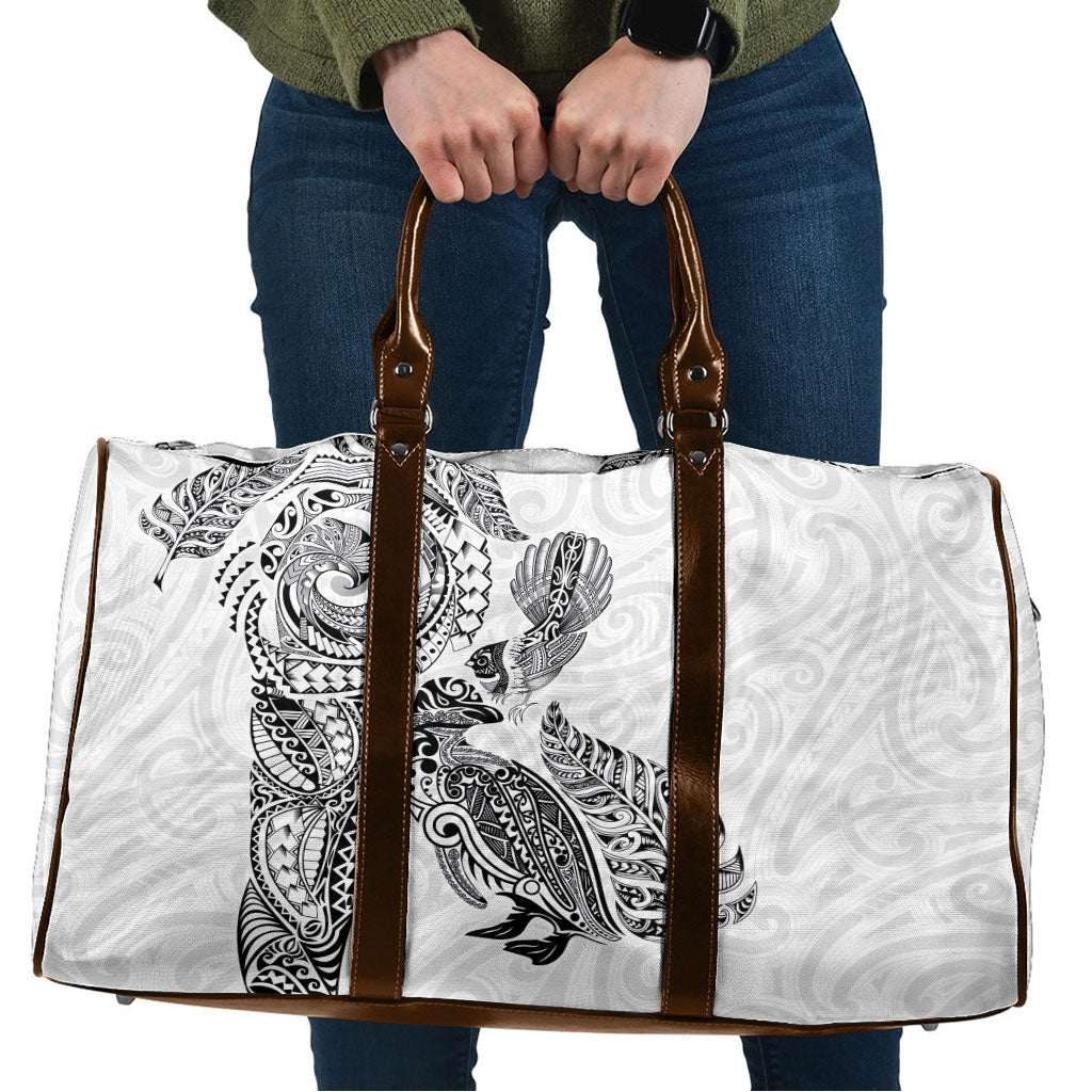 Aotearoa Moko Tribal Tattoo Travel Bag New Zealand Maori Penguin and Fantail White Color