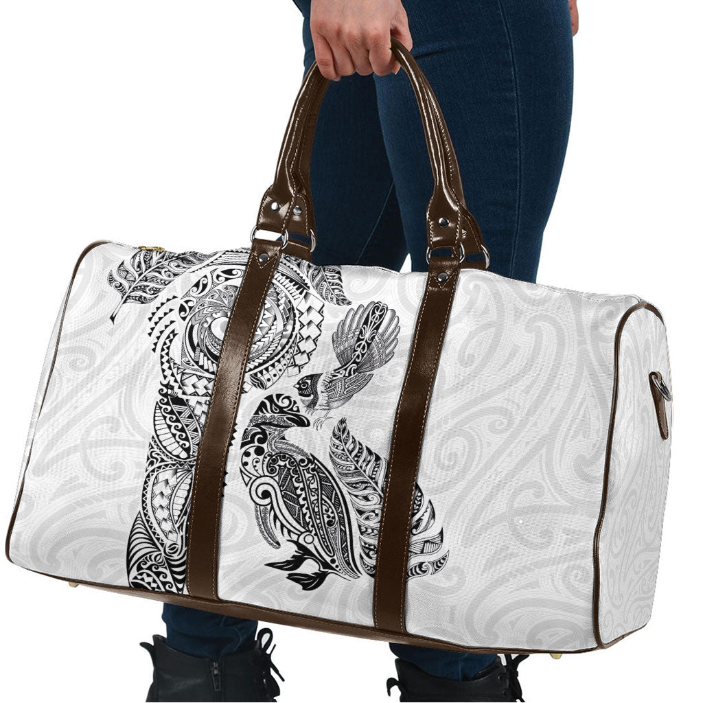 Aotearoa Moko Tribal Tattoo Travel Bag New Zealand Maori Penguin and Fantail White Color