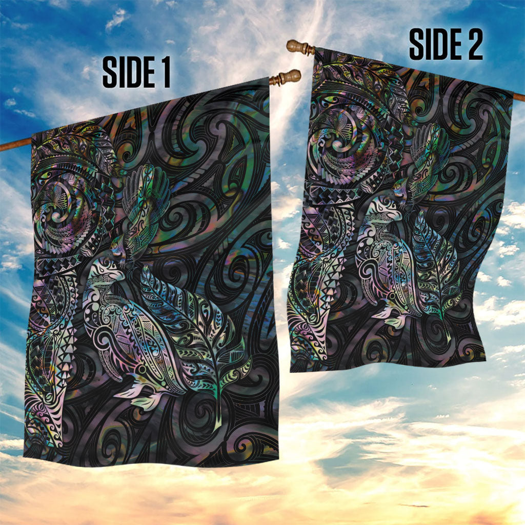 Aotearoa Moko Tribal Tattoo Garden Flag New Zealand Maori Penguin and Fantail Paua Shell Style