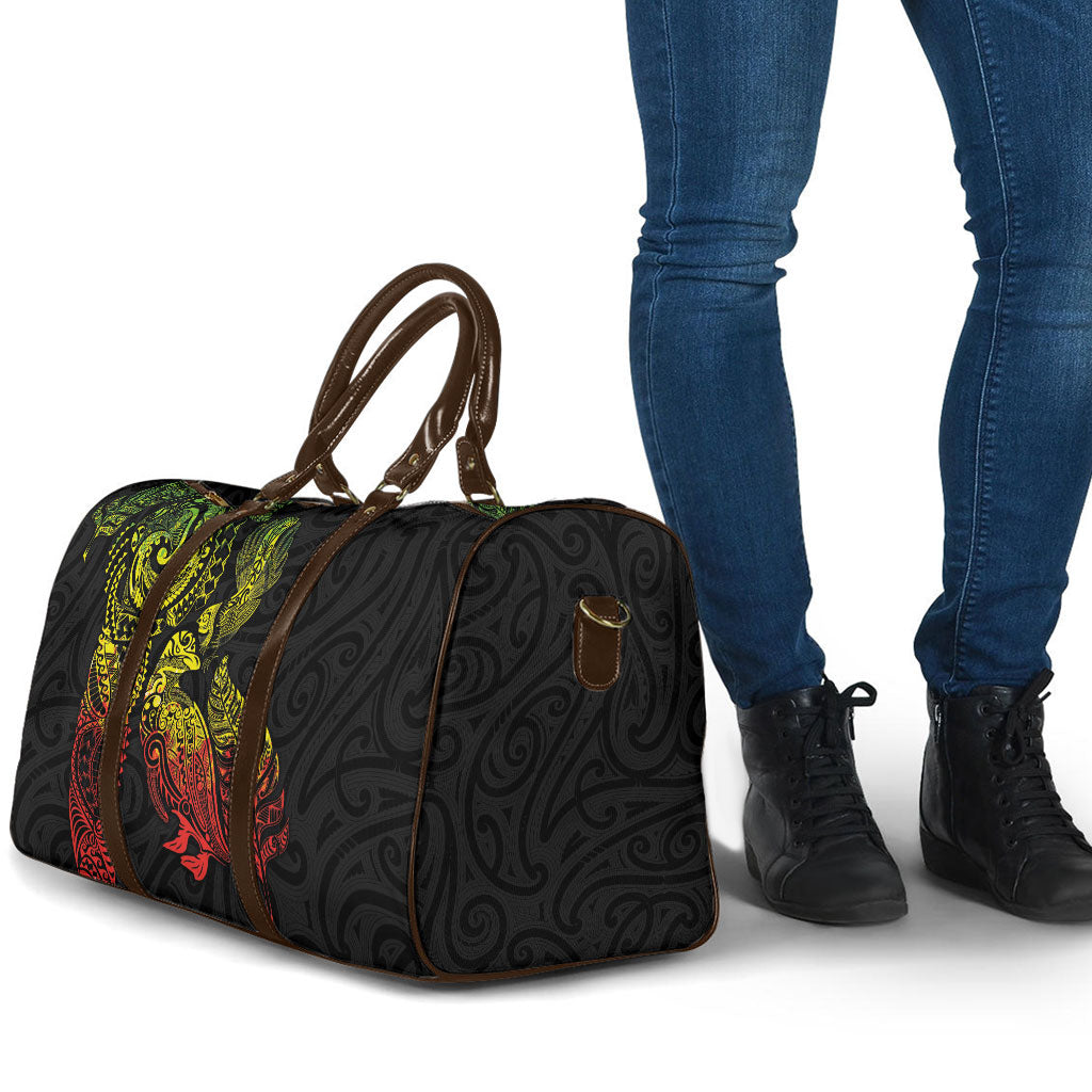 Aotearoa Moko Tribal Tattoo Travel Bag New Zealand Maori Penguin and Fantail Reggae Style