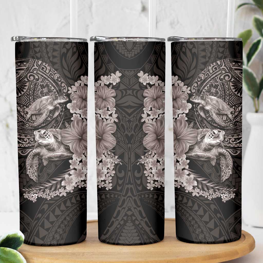 Hawaiian Plumeria and Hibiscus with Turtles Skinny Tumbler Polynesian Art Grayscale - Polynesian Pride