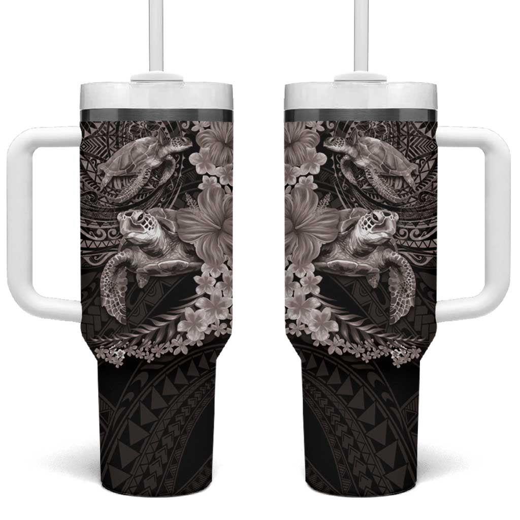 Hawaiian Plumeria and Hibiscus with Turtles Tumbler With Handle Polynesian Art Grayscale - Polynesian Pride