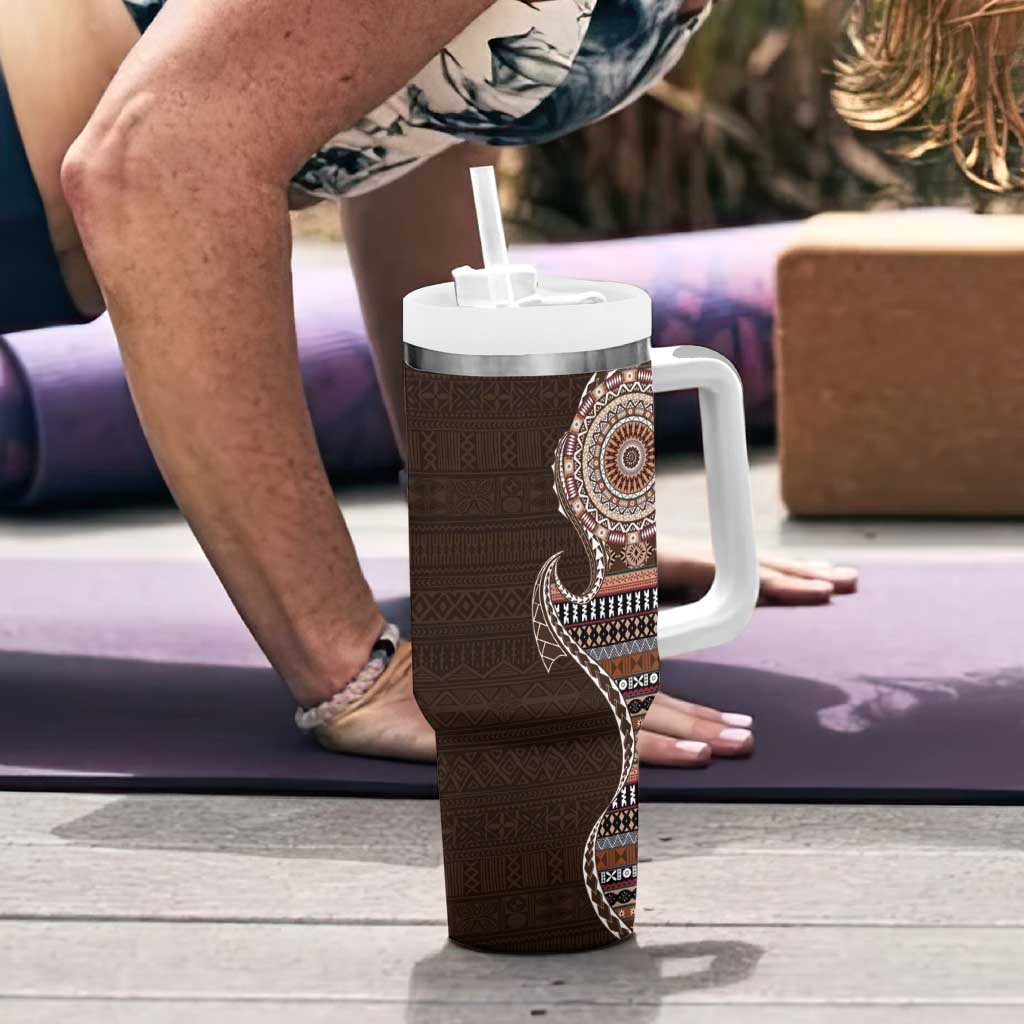 Fijian Masi Tribal Tattoos Art Pattern Tumbler With Handle Brown Color Half Style - Polynesian Pride