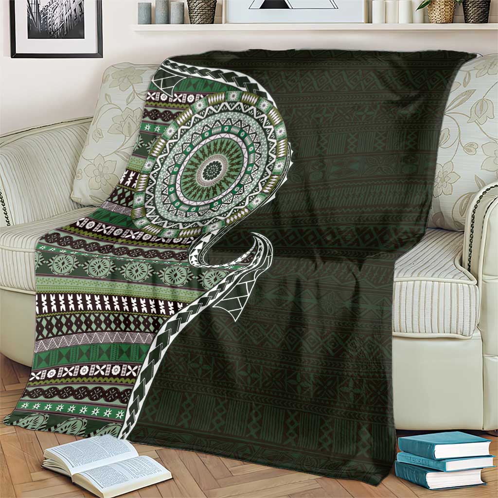 Fijian Masi Tribal Tattoos Art Pattern Blanket Green Color Half Style - Polynesian Pride