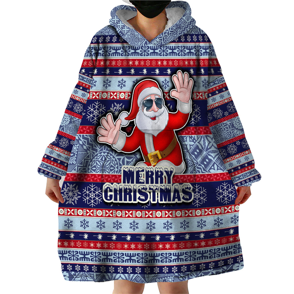 fiji-christmas-wearable-blanket-hoodie-fijian-santa-and-coat-of-arms-mix-tapa-pattern-striped-style