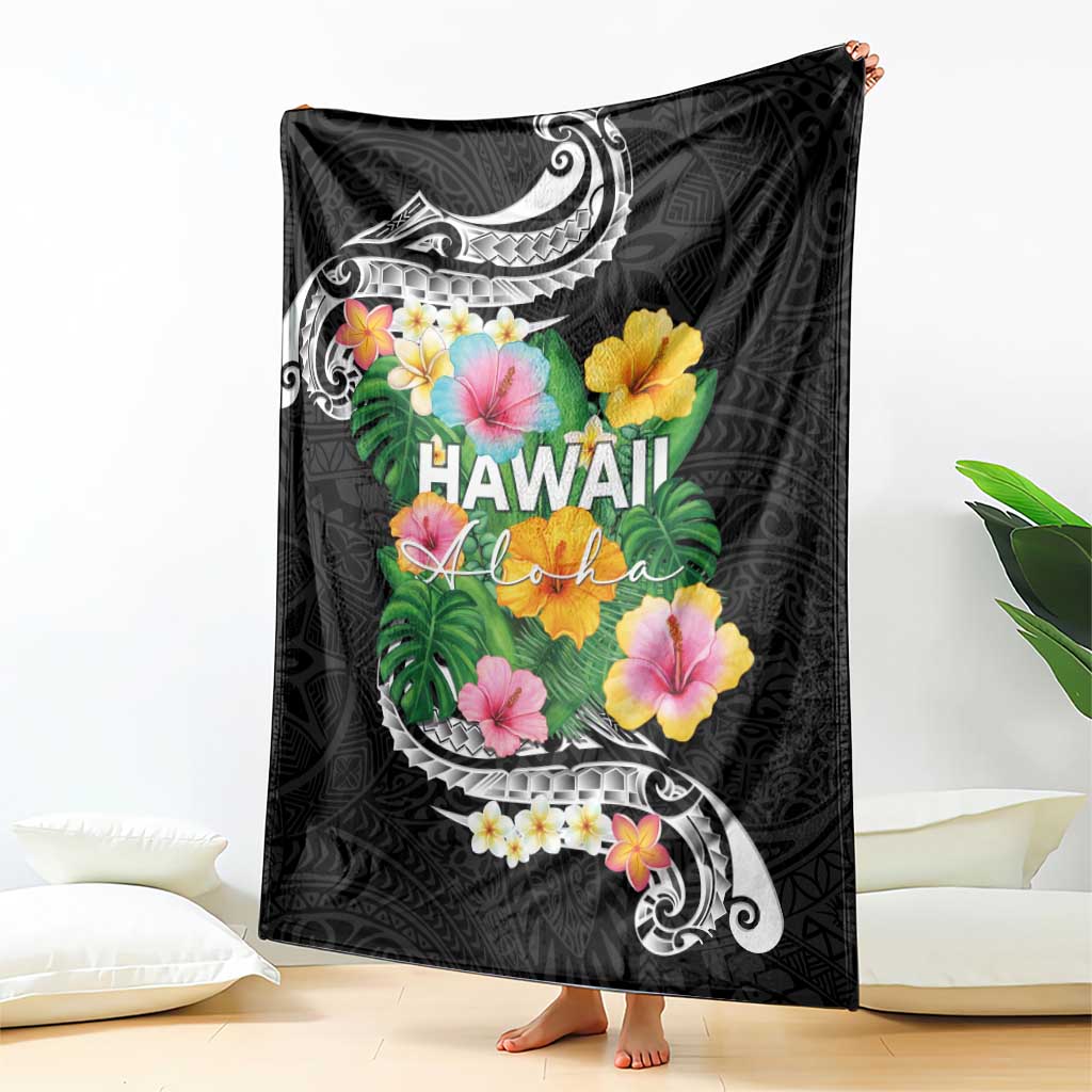 Hawaii Aloha Tropical Leaves and Flower Blanket with Polynesian Art Tattoo Black Color - Polynesian Pride