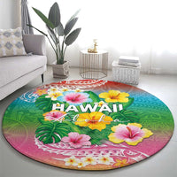 Hawaii Aloha Tropical Leaves and Flower Round Carpet with Polynesian Art Tattoo Rainbow Color - Polynesian Pride