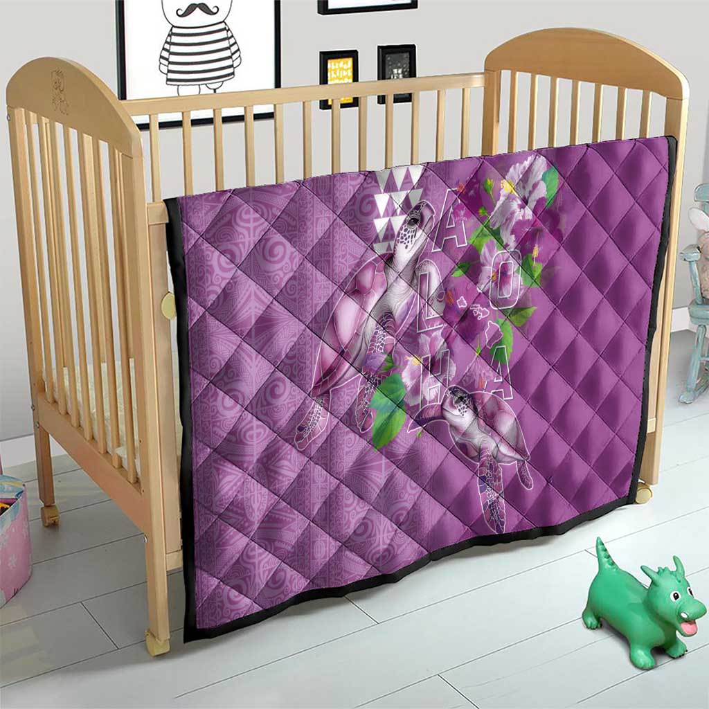 Hawaii Aloha Turtle Hibiscus and Leaves Quilt with Polynesian and Kakau Tattoos Lilac Color - Polynesian Pride