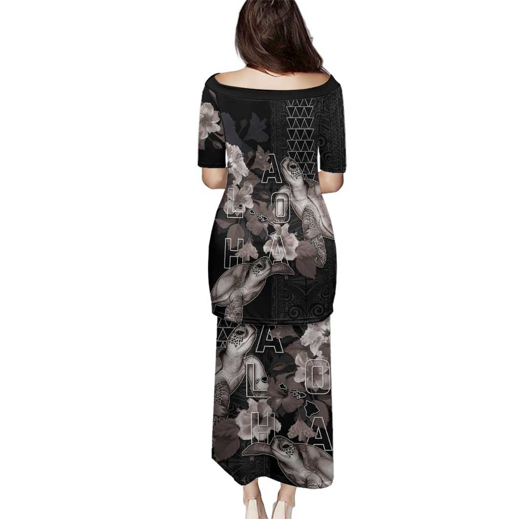 Hawaii Aloha Turtle Hibiscus and Leaves Family Matching Puletasi and Hawaiian Shirt with Polynesian and Kakau Tattoos Black Color - Polynesian Pride
