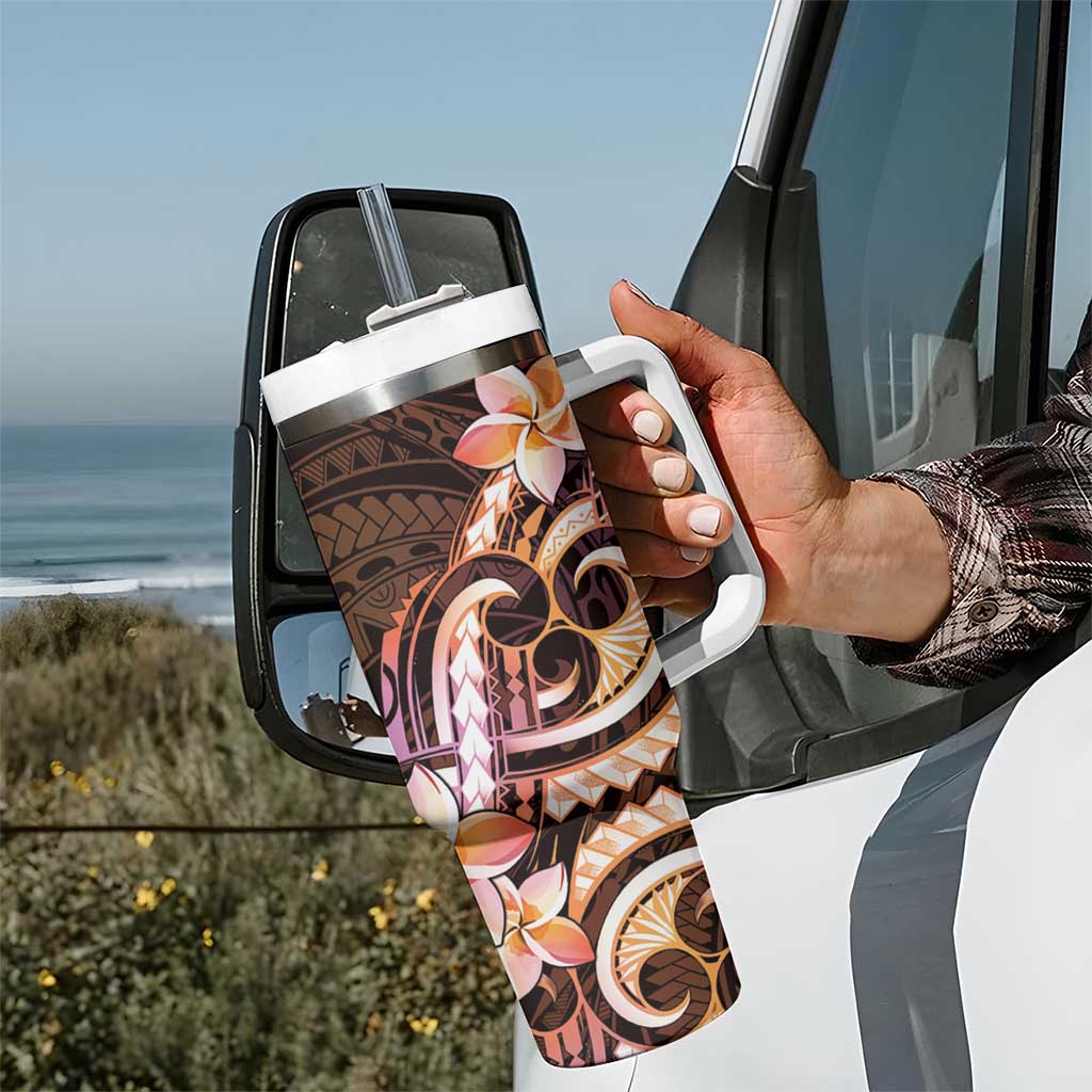Polynesian Art Tattoo Tumbler With Handle Plumeria Flowers Peach Gradient
