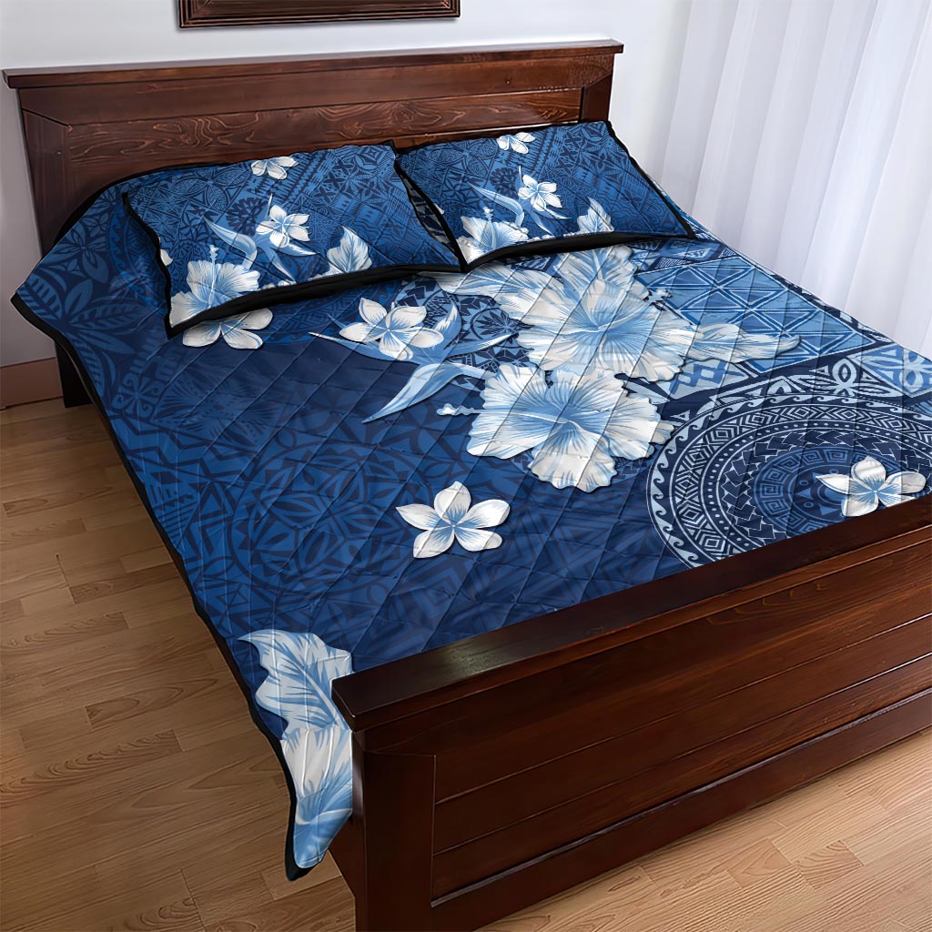 Hawaii Tapa Pattern With Navy Hibiscus Quilt Bed Set