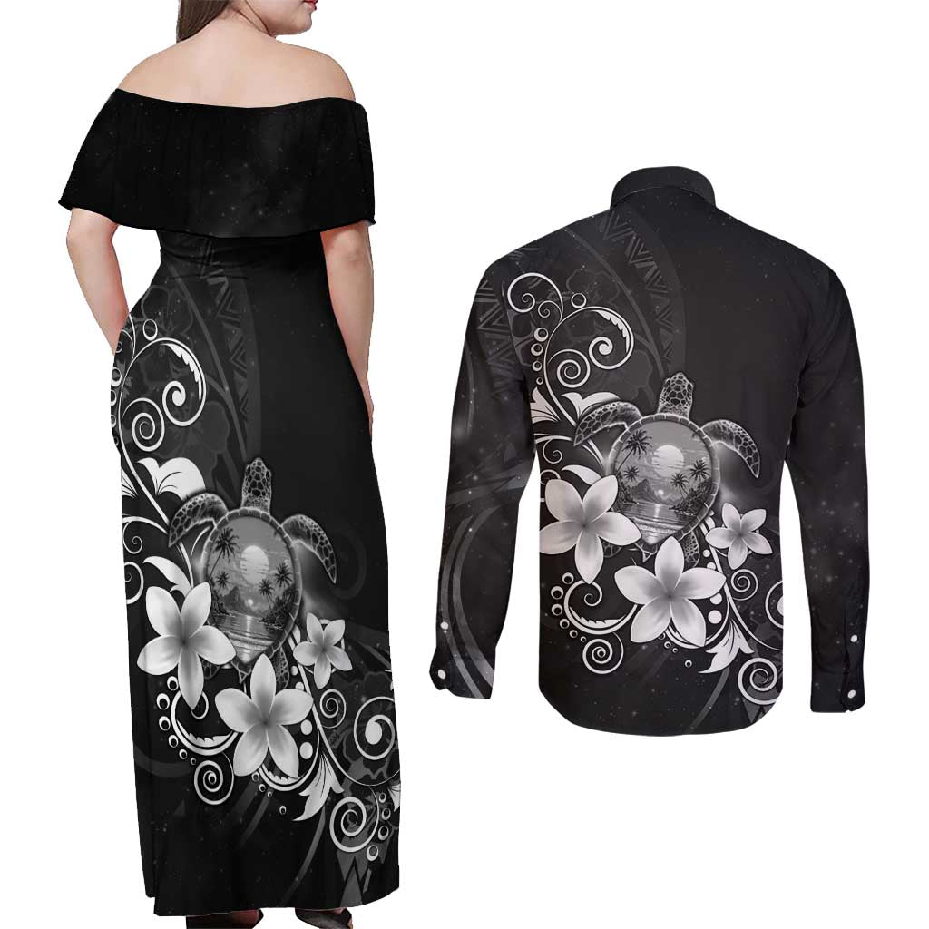 Hawaii Honu Couples Matching Off Shoulder Maxi Dress and Long Sleeve Button Shirt Polynesian Curves Plumeria Grayscale - Polynesian Pride