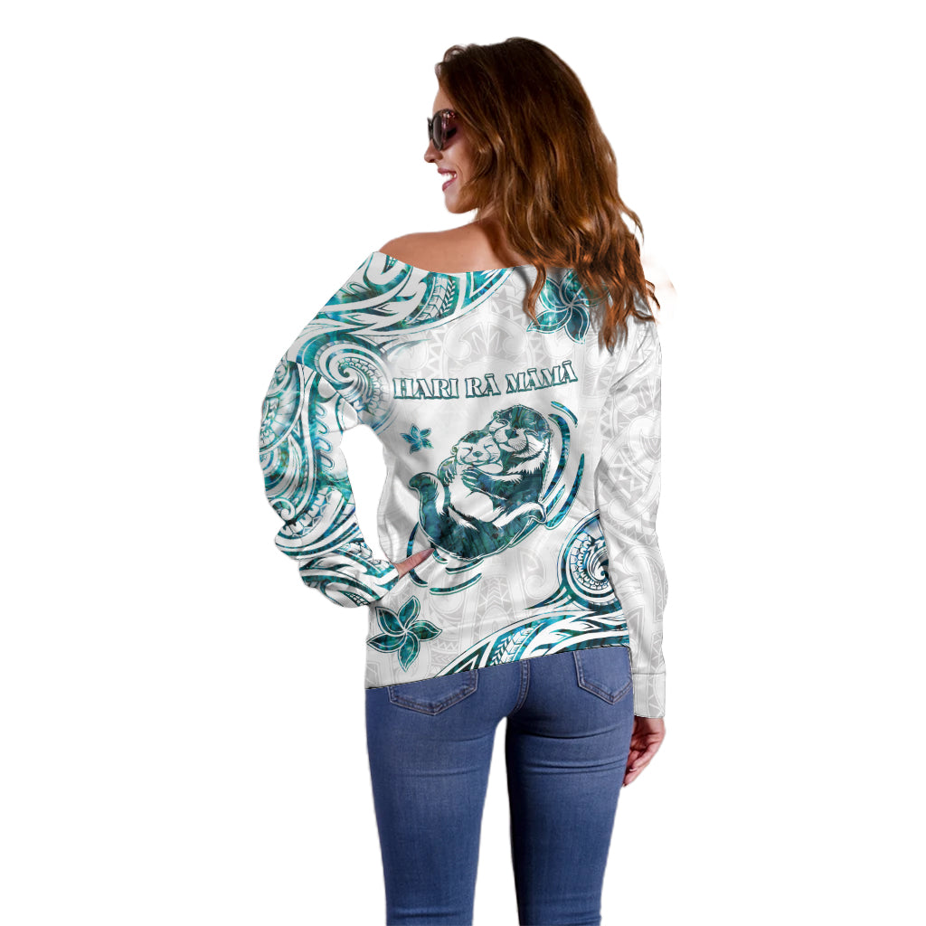 New Zealand Aotearoa Hari Ra Mama Off Shoulder Sweater A Mother's Love Is Like No Otter