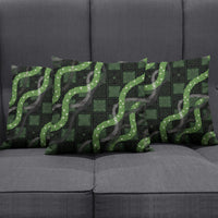 Hawaiian Quilt Pillow Cover Pele Hair Hinahina Lei Black Version