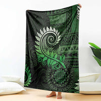 New Zealand Maori Koru Fern Blanket Spiral Polynesian Style Green