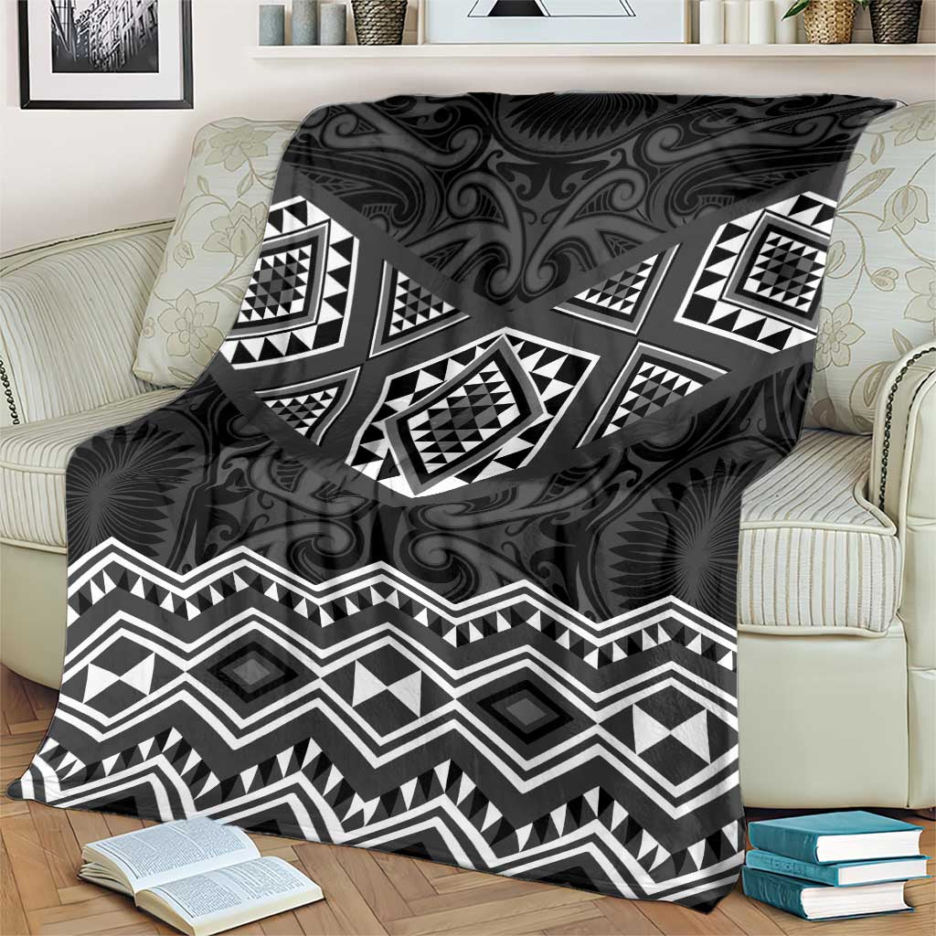 New Zealand Aotearoa Blanket Black Taniko Art Maori Pattern