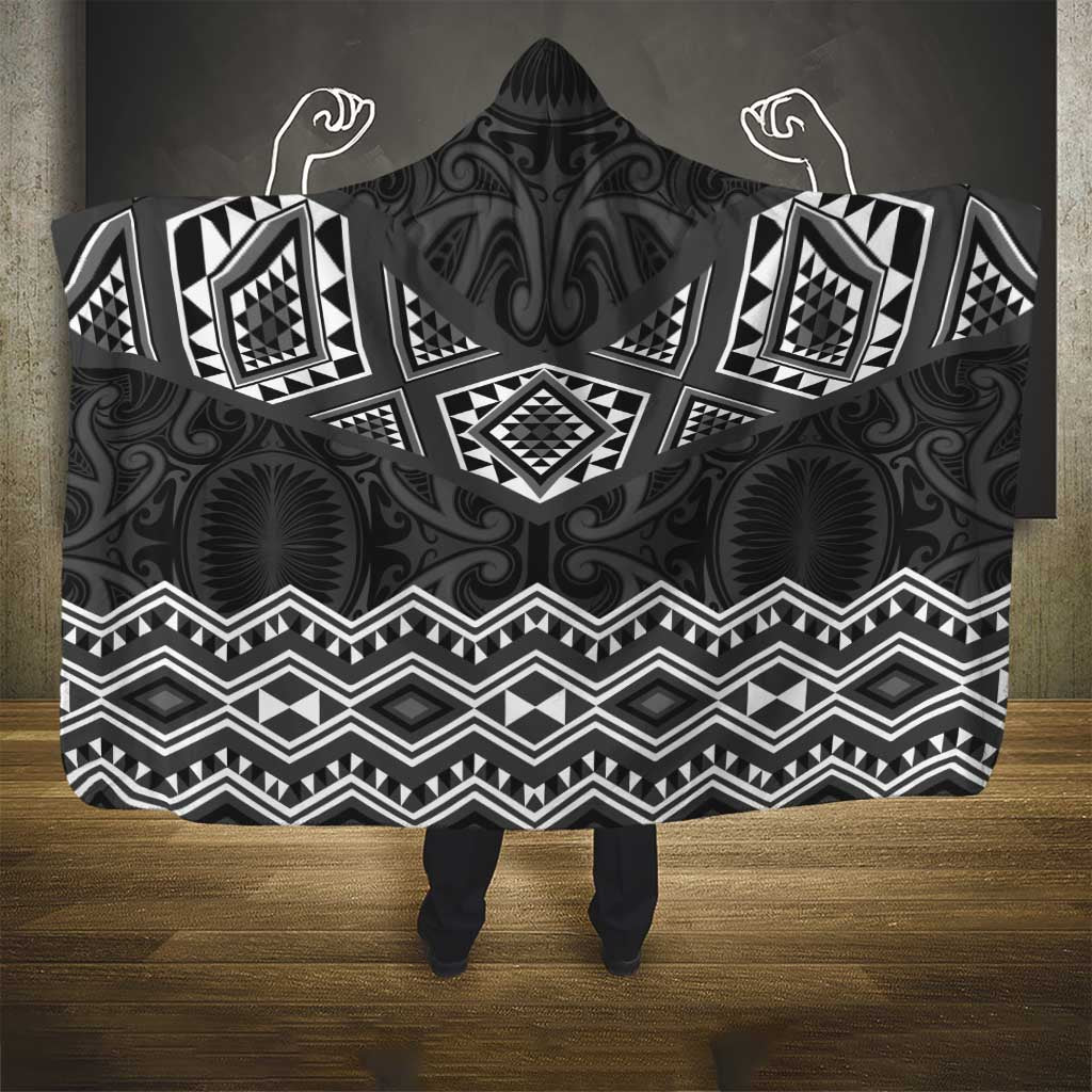 New Zealand Aotearoa Hooded Blanket Black Taniko Art Maori Pattern LT05 - Polynesian Pride
