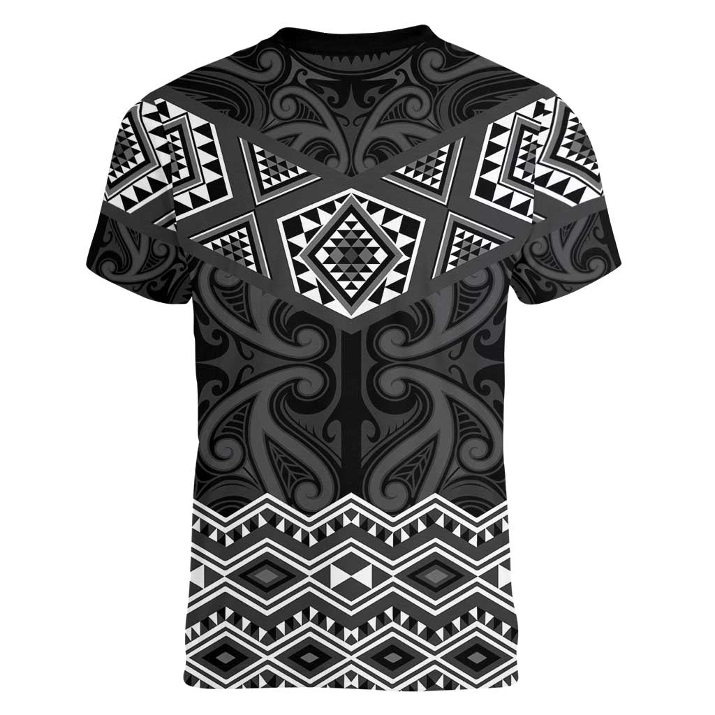 New Zealand Aotearoa Women V-Neck T-Shirt Black Taniko Art Maori Pattern LT05 - Polynesian Pride