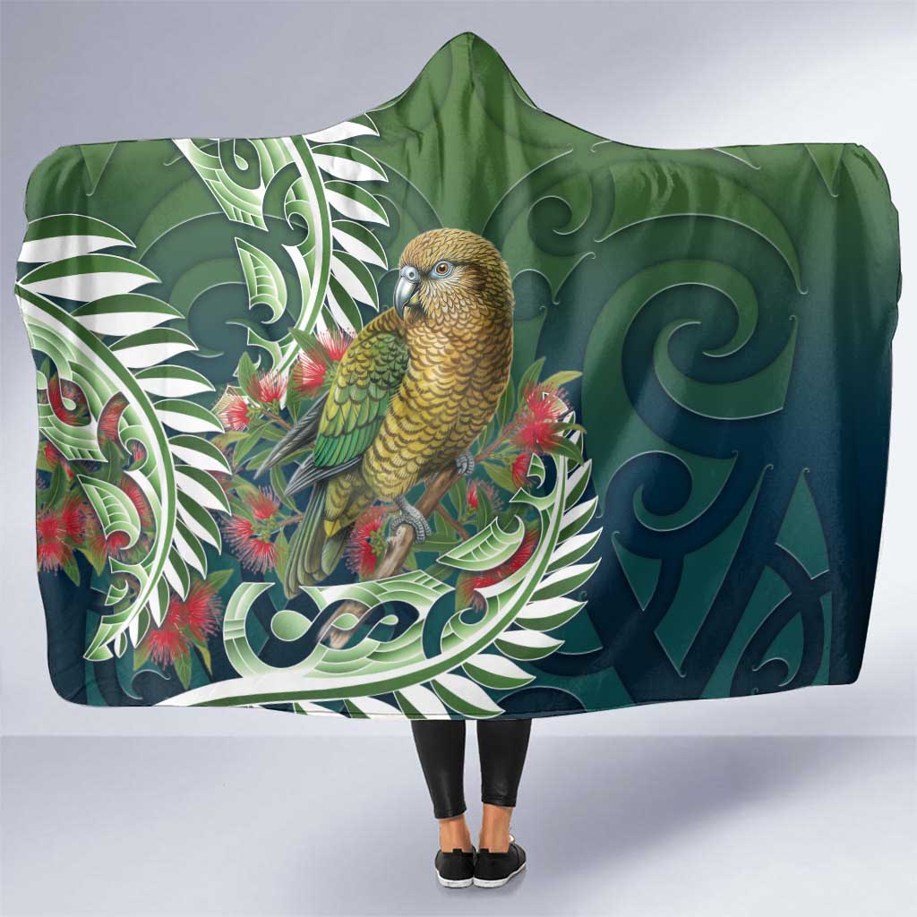 New Zealand Kea Bird Hooded Blanket With Maori Koru Fern LT05 One Size Green - Polynesian Pride