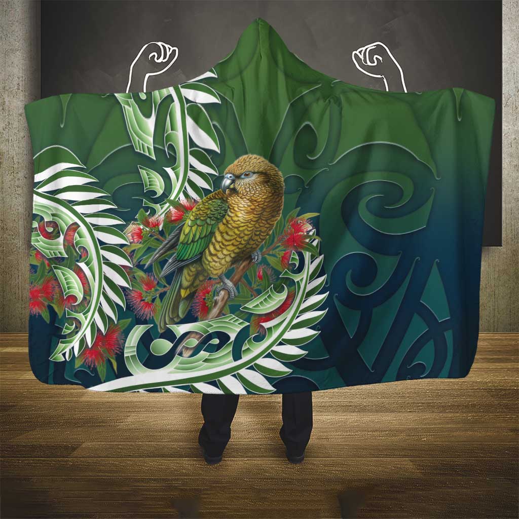 New Zealand Kea Bird Hooded Blanket With Maori Koru Fern LT05 - Polynesian Pride