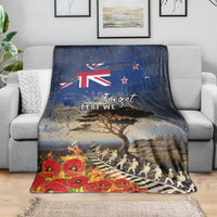 New Zealand ANZAC Day Blanket The Lonesome Pine With Soldier Fern LT05 - Polynesian Pride
