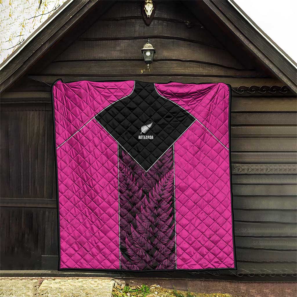 New Zealand Fern Rugby Quilt Pink Maori Pattern