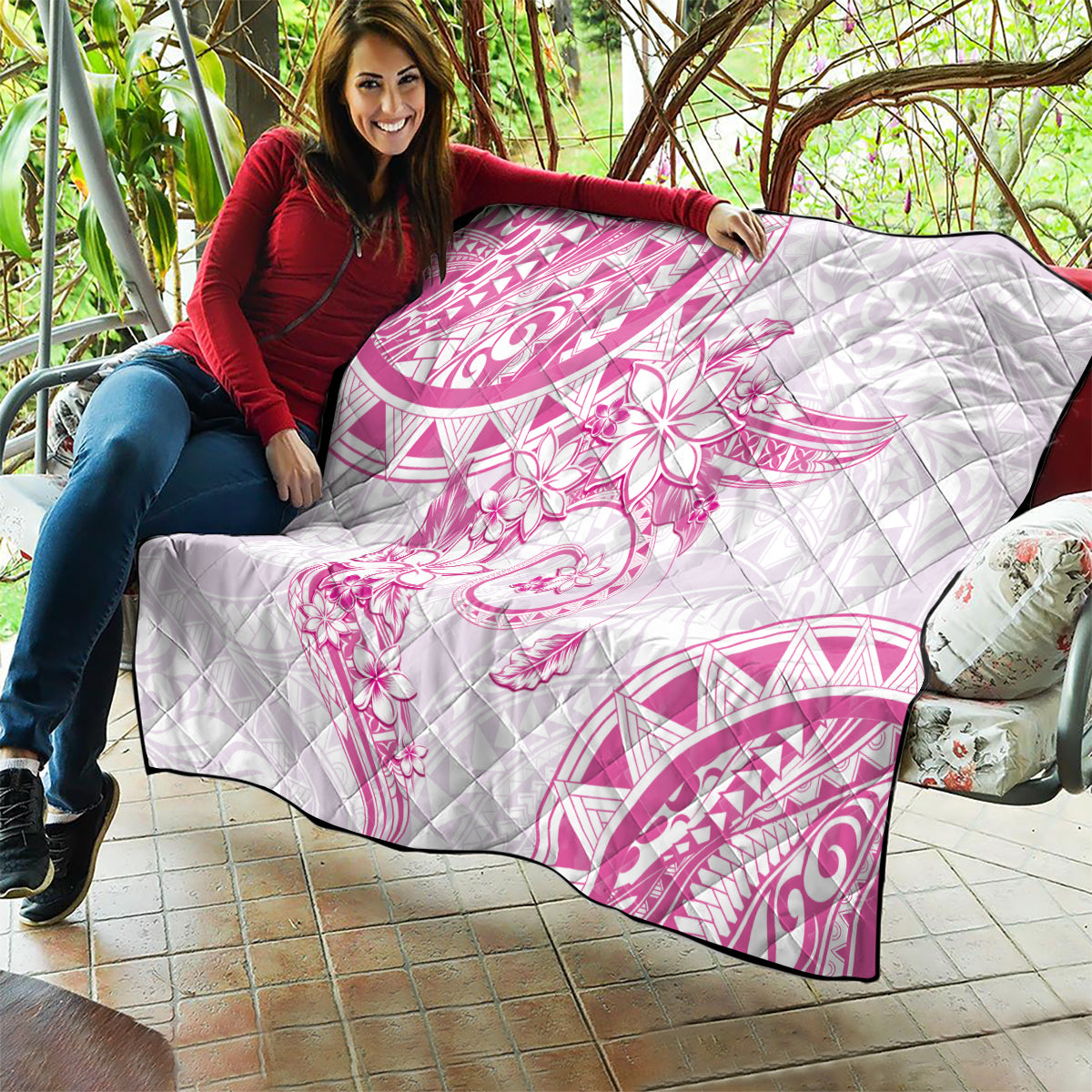 Polynesian Pattern With Plumeria Flowers Quilt Pink