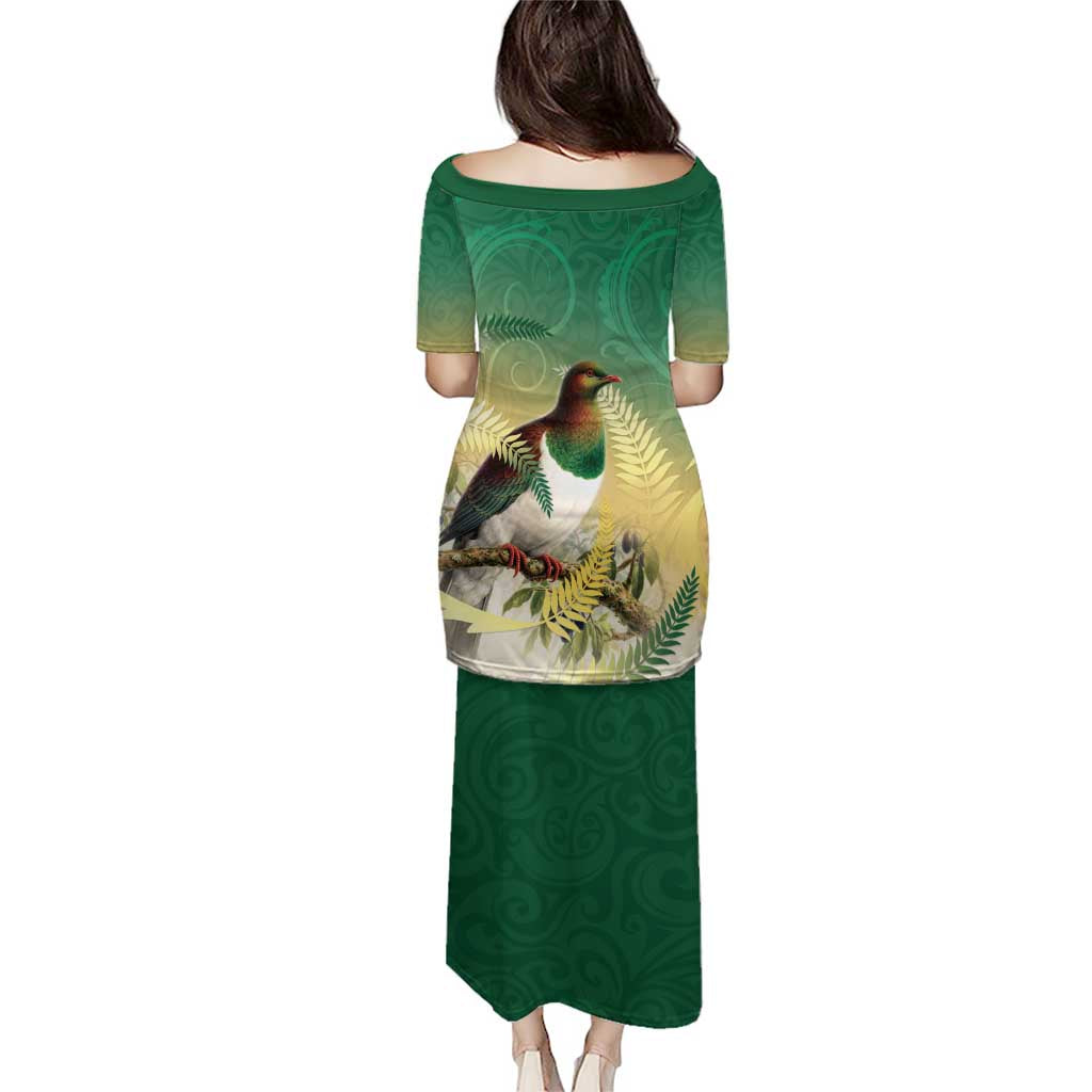 New Zealand Pigeon Kereru Family Matching Puletasi and Hawaiian Shirt Maori Fern Art Green Gradient - Polynesian Pride