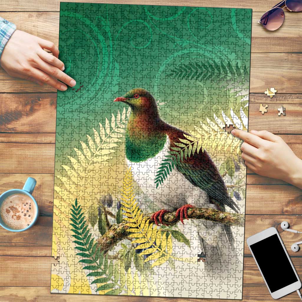 New Zealand Pigeon Kereru Puzzle Maori Fern Art Green Gradient LT05 Green - Polynesian Pride