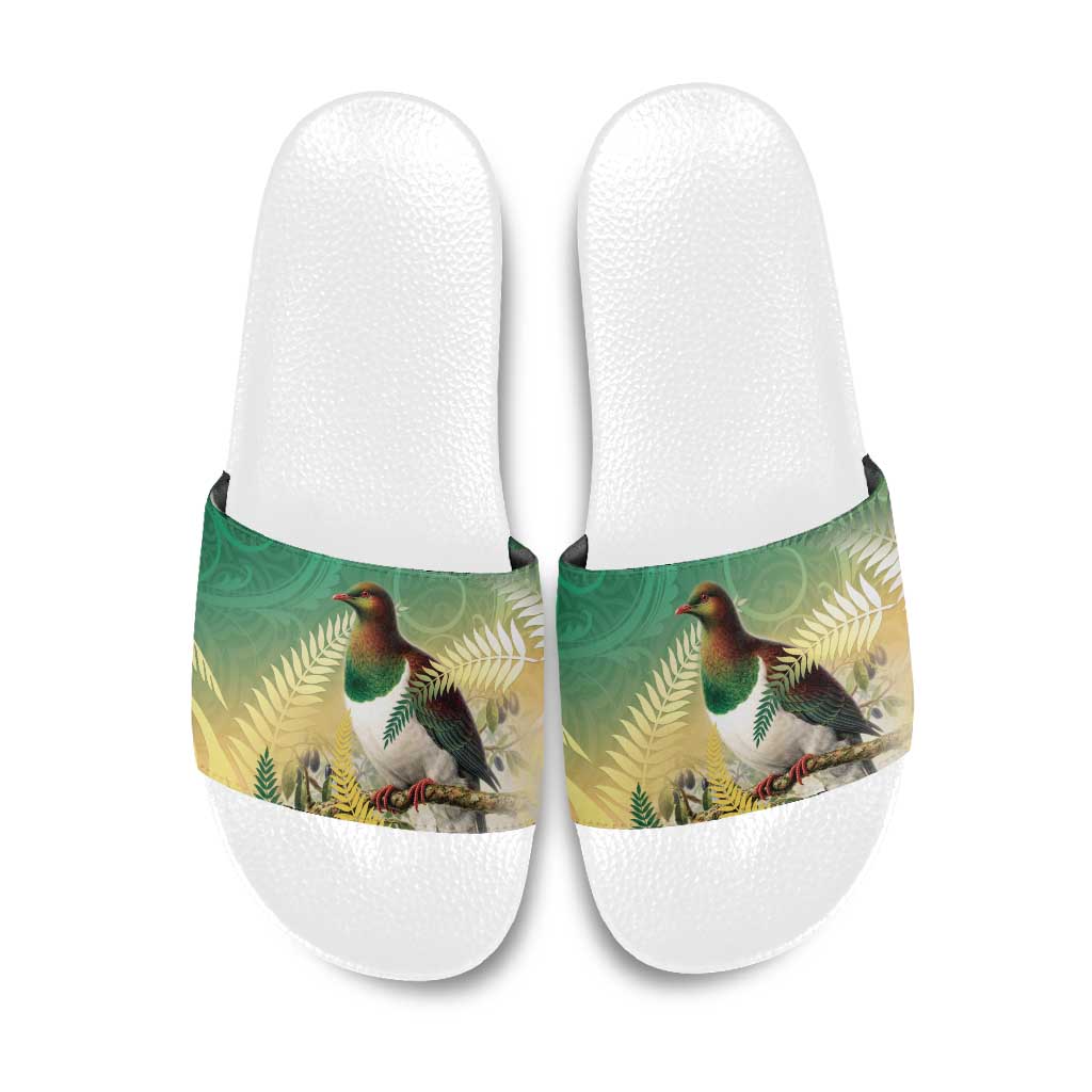 New Zealand Pigeon Kereru Slide Sandals Maori Fern Art Green Gradient - Polynesian Pride