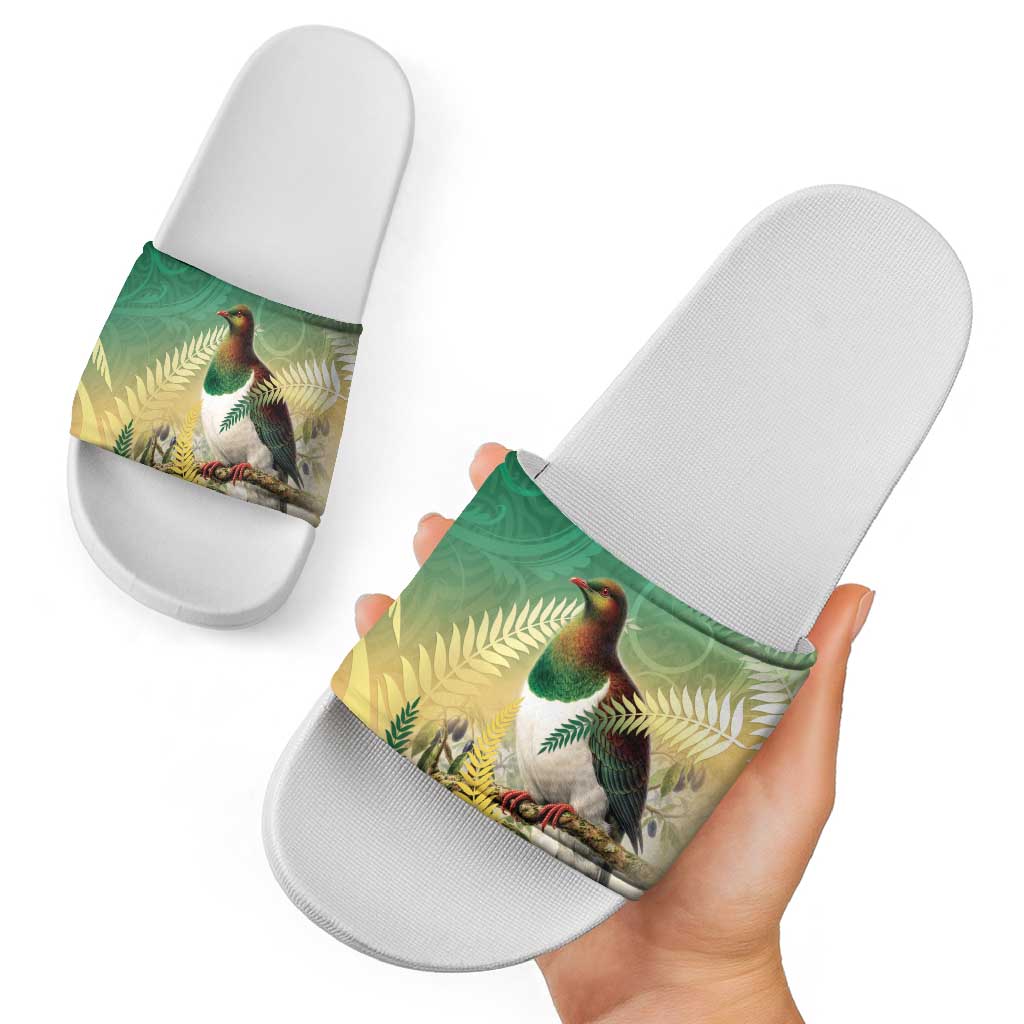 New Zealand Pigeon Kereru Slide Sandals Maori Fern Art Green Gradient - Polynesian Pride
