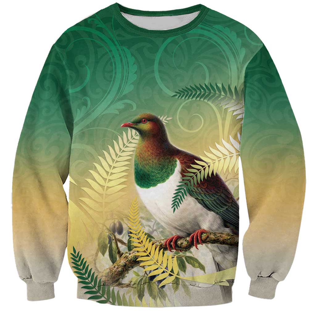 New Zealand Pigeon Kereru Sweatshirt Maori Fern Art Green Gradient - Polynesian Pride