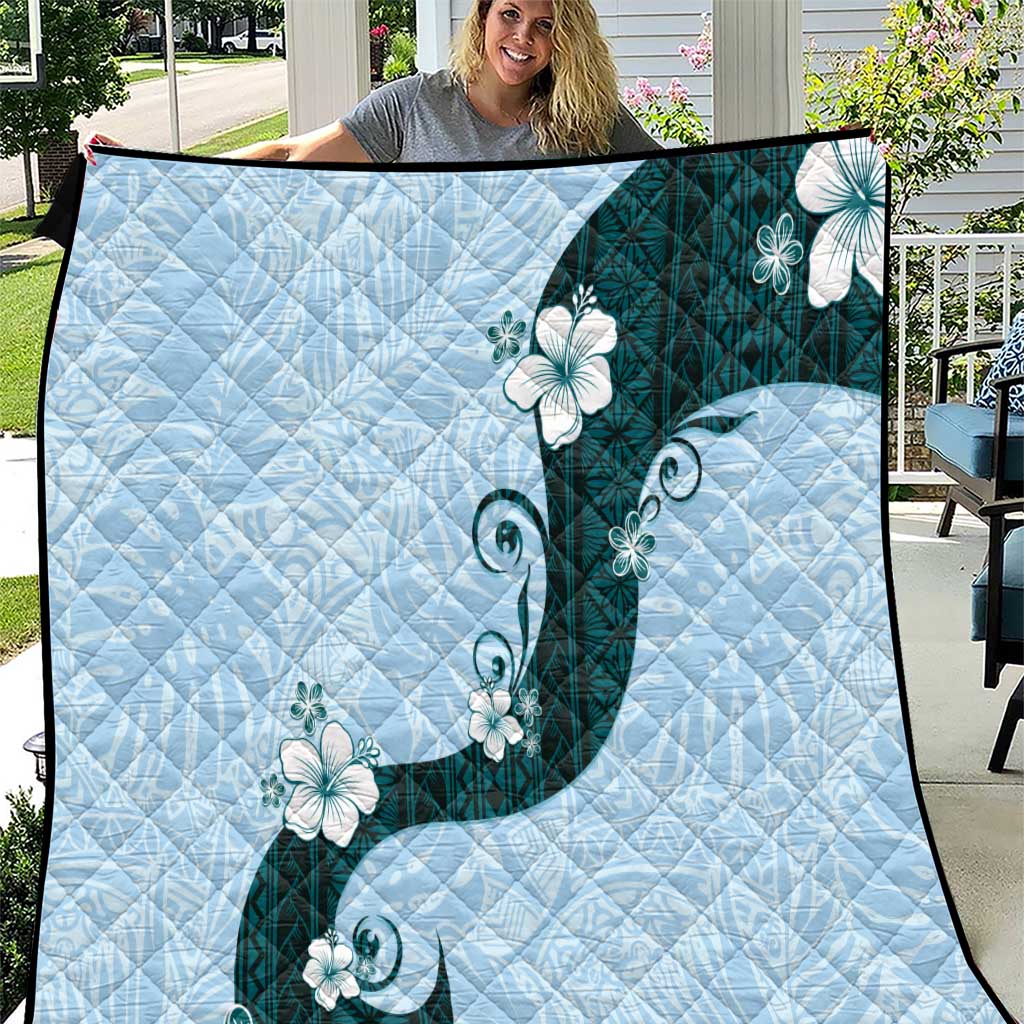 Polynesia Hibiscus Quilt Sky Blue Curve Motif - Polynesian Pride