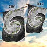 Piko Hawaii Garden Flag Polynesian Pattern With Maile Pikake Honohono Lei LT05 - Polynesian Pride