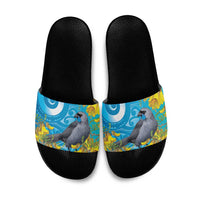 New Zealand Kokako Bird Slide Sandals Maori Koru With Kowhai Flowers - Polynesian Pride