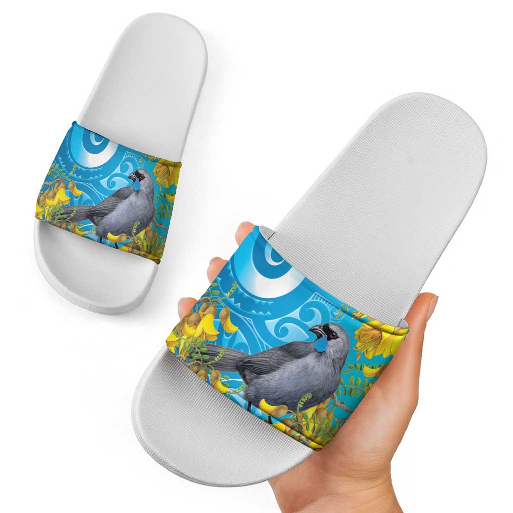 New Zealand Kokako Bird Slide Sandals Maori Koru With Kowhai Flowers - Polynesian Pride