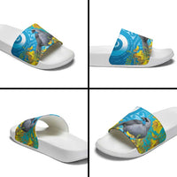 New Zealand Kokako Bird Slide Sandals Maori Koru With Kowhai Flowers - Polynesian Pride