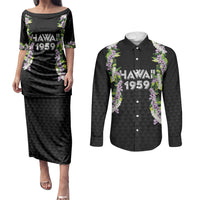 Hawaii Statehood Day Couples Matching Puletasi and Long Sleeve Button Shirt Kakau Pattern With Maile Pikake Honohono Lei