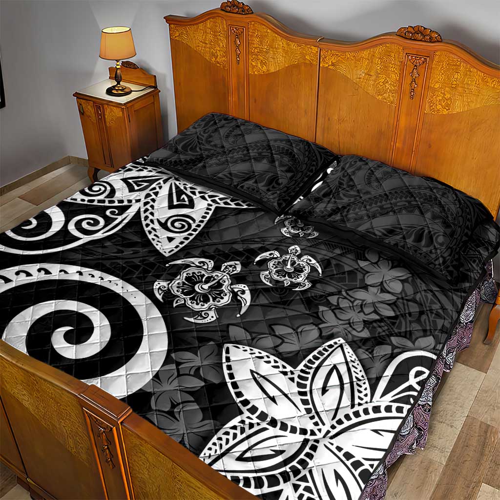 Polynesia Quilt Bed Set Black Tribal Turtle Floral Pattern