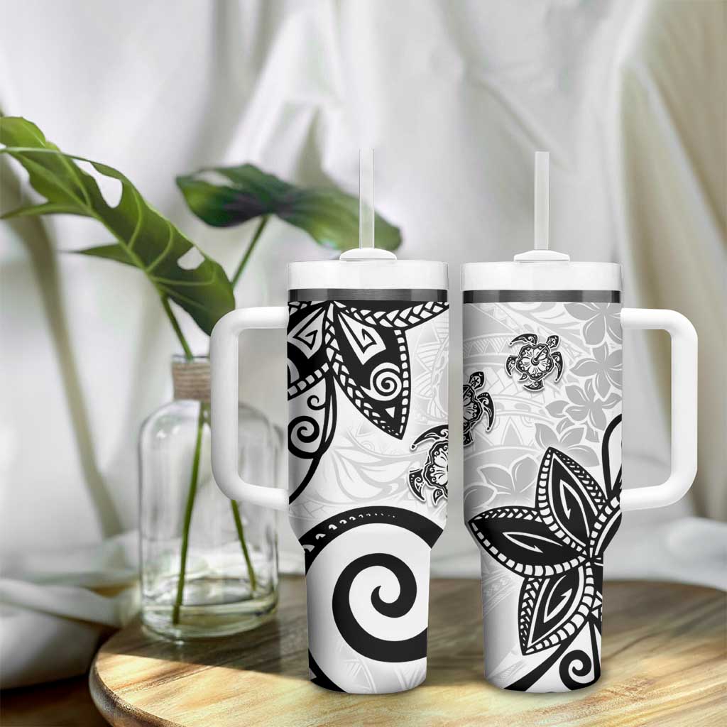 Polynesia Tumbler With Handle White Tribal Turtle Floral Pattern