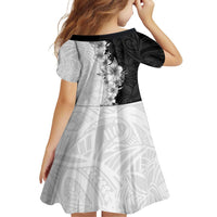 Hawaii Hibiscus Flowers Family Matching Off Shoulder Maxi Dress and Hawaiian Shirt Grayscale Polynesian Pattern
