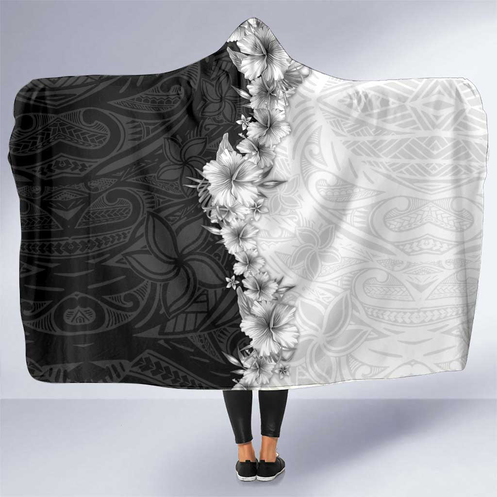Hawaii Hibiscus Flowers Hooded Blanket Grayscale Polynesian Pattern
