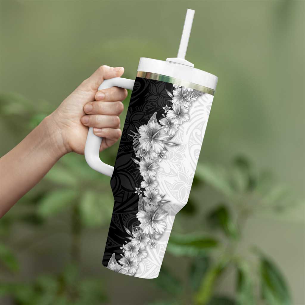 Hawaii Hibiscus Flowers Tumbler With Handle Grayscale Polynesian Pattern