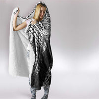 Hawaii Papakolea Born And Raised Hooded Blanket Hawaiian Tribal Pattern