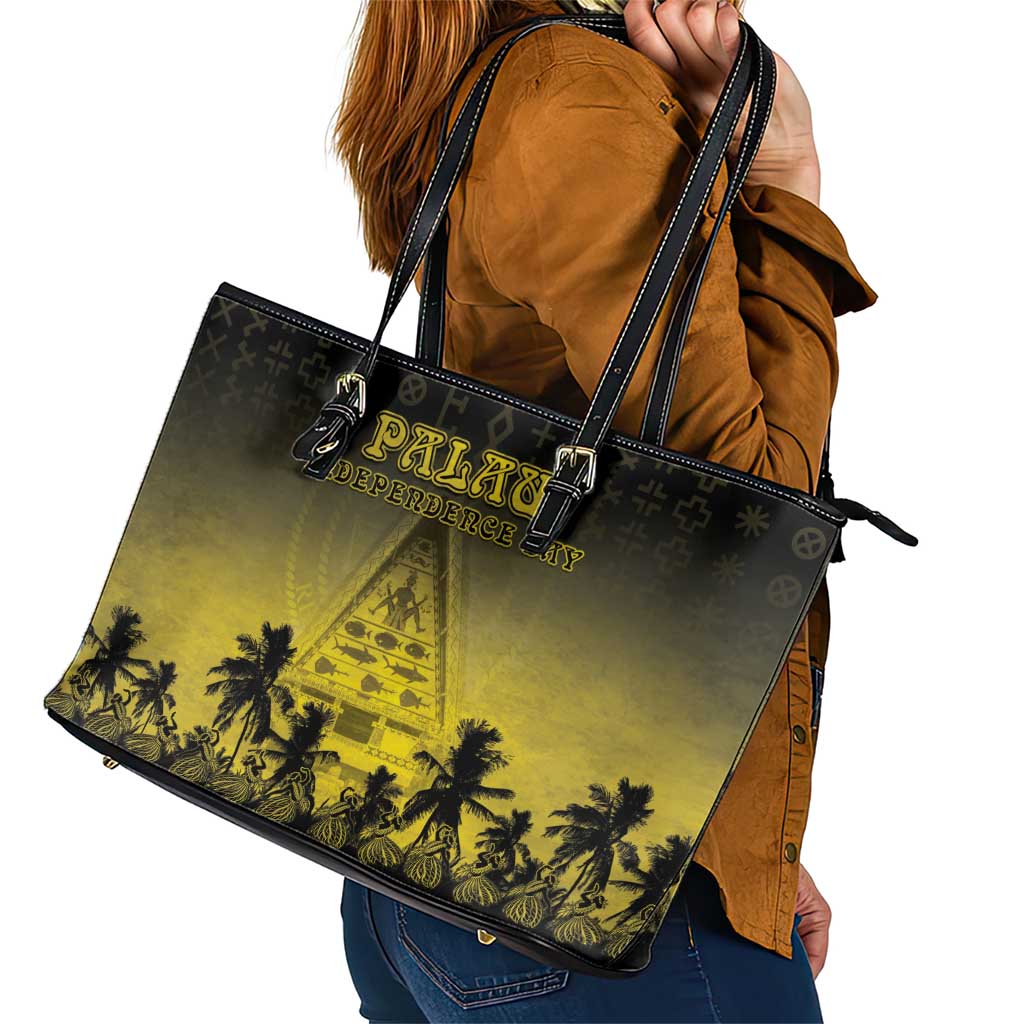 Palau Independence Day Leather Tote Bag Palauan Tattoo Pattern - Polynesian Pride