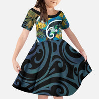 New Zealand Tui Bird Family Matching Summer Maxi Dress and Hawaiian Shirt Maori Koru With Kowhai Flowers LT05 Daughter's Dress Black - Polynesian Pride